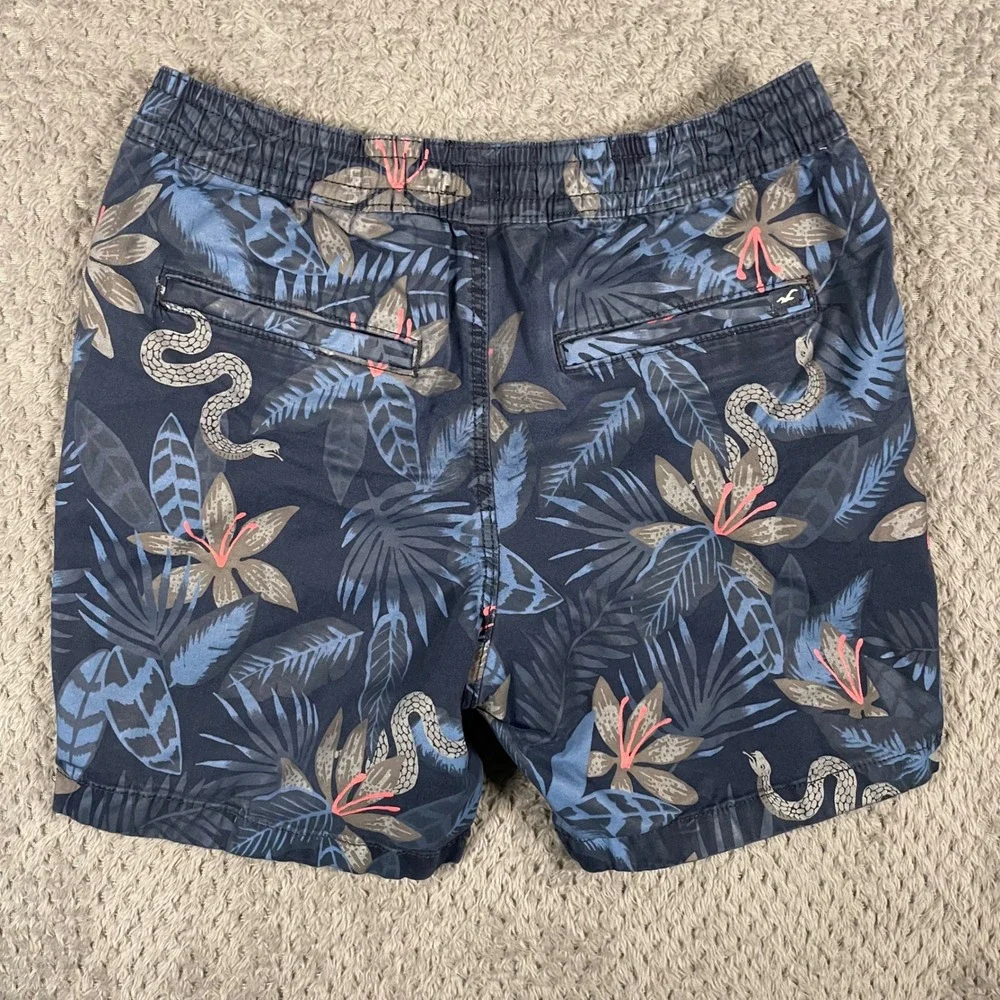 Hollister Mens Prep Jogger Shorts Snake Tropical Floral Small 6